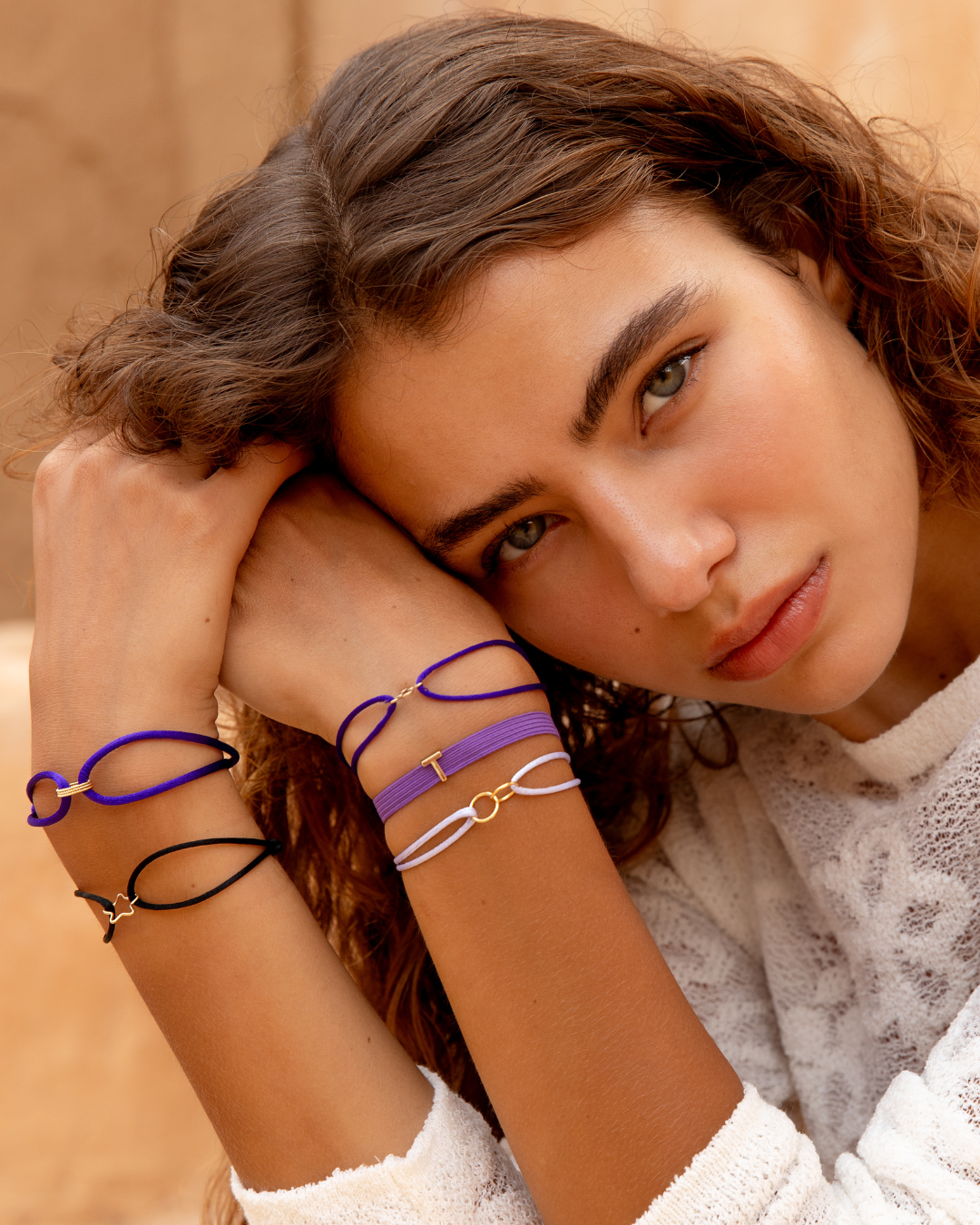 14k gold satin star bracelet