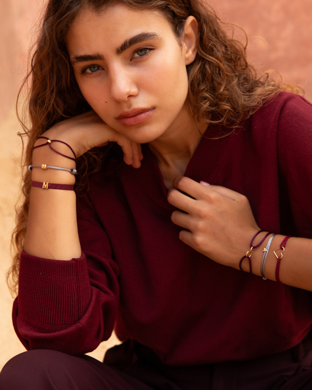 14k gold satin double round bracelet