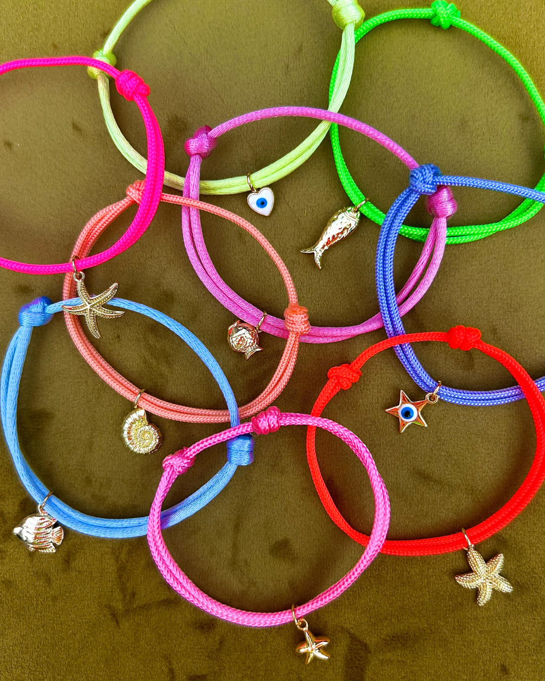 Nylon lucky eye heart bracelet