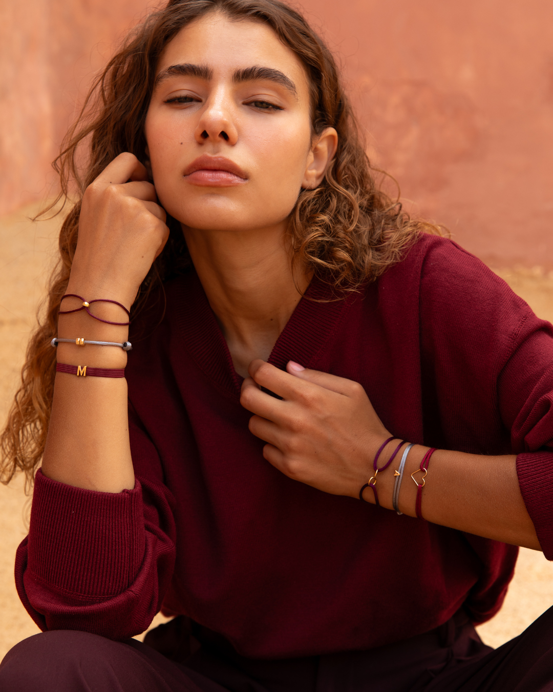 Elastic initial bracelet
