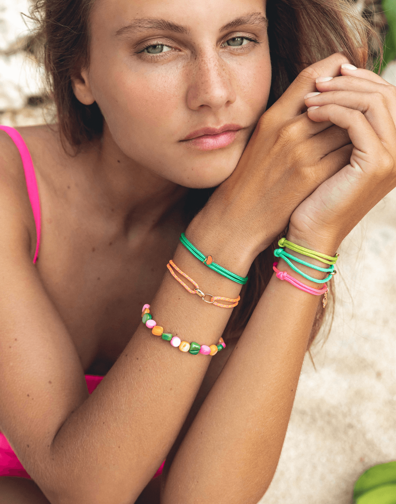Limited nylon orange heart bracelet - Bytrend.nl